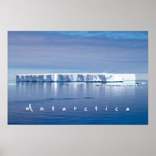 Antarctica iceberg liggande foto med vit text poster