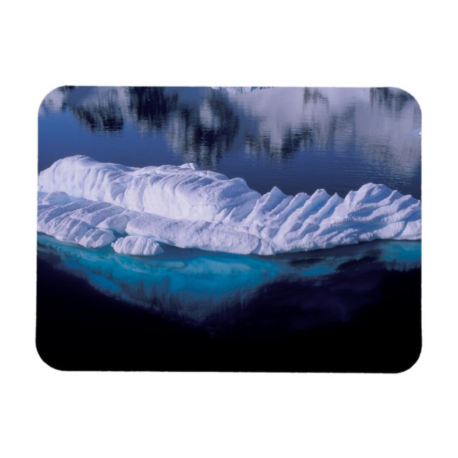 Antarctica, Paradise Bay. Iceberg i kristaller Magnet (Horisontell)