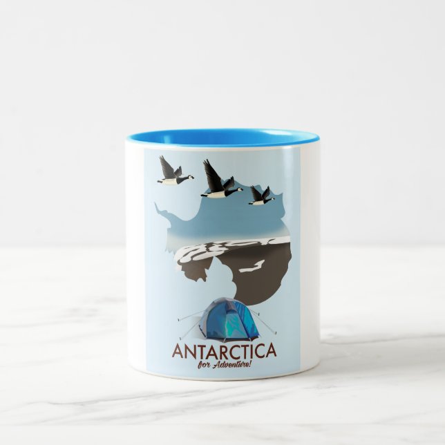 Antarktis för äventyrsresor affisch karta. Två-Tonad mugg (Center)