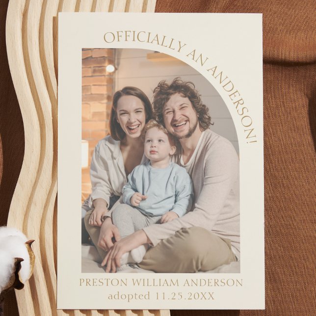Anteckning om adoption Cream Guld Modern Arch Phot Julkort (cute modern arch boho child adoption announcement card photo cream and gold )