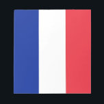 Anteckningsblock med Flagga av Frankrike<br><div class="desc">Lägg till lite elegans i Fransken i din skrivbordssamling med vårt anteckningsblock för exklusiv som innehåller flagga av Frankrike! Det här anteckningsblocket är mer än bara funktionellt, det är ett firande av Franskens arv och det nationella pridet. Den djärva utformningen visar stolt det Fransk flagga ikoniska inslag, som symboliserar landets...</div>