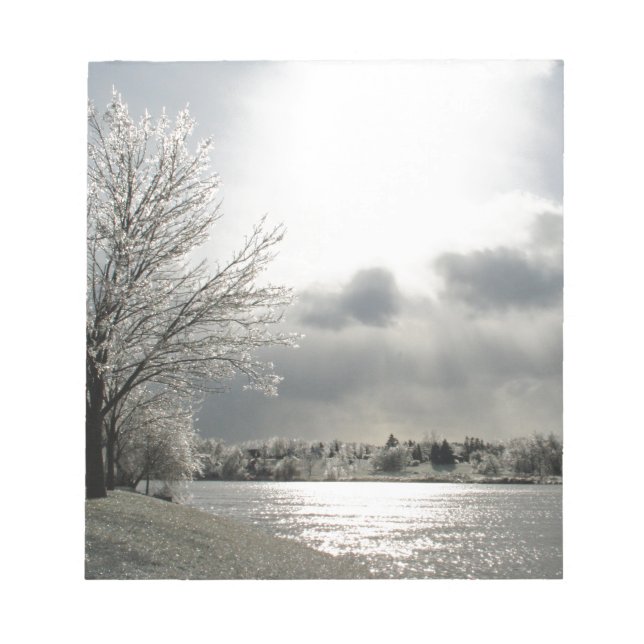 anteckningsblock med foto av isigens vinterlandska (Framsida)