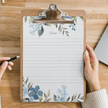 Anteckningsblocket Blått Blommigt - Linade anteckn Anteckningsblock<br><div class="desc">anteckningsblock med anpassningsbar och elegant blått blommigt gräns på högkvalitativt högtstående papper. Innehåller 40 sidor papper borttagning med pappbräde för robust skrivning.</div>