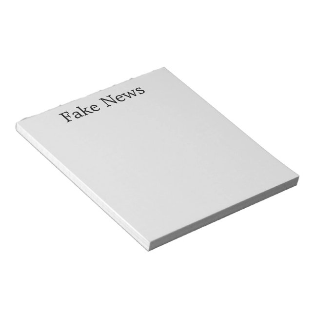 anteckningsblocket "Fake News" Anteckningsblock (Vinklad)