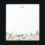 Anteckningsblocket Romantiska vattenfärgspersikor- Anteckningsblock<br><div class="desc">Anteckningsblocket Romantiska vattenfärgspersikofärgade Blommigtar. Ett elegant- och femininin-anteckningsblock med vattenfärgade illustrationer av persiko- och elfenben med gröna accenter. Anteckningsblocket blommigt ingår i en samling.</div>