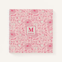 Anteckningsbok med blommönster och monogram