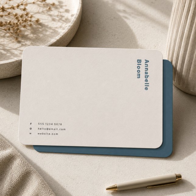 Anteckningskort | Skandinaviskt brevpapper (Personalized note cards with name and contact details for thank you notes and clients.)