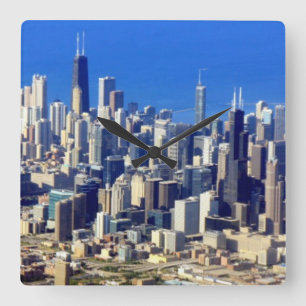 Antennen beskådar av Chicago i city med sjön Fyrkantig Klocka