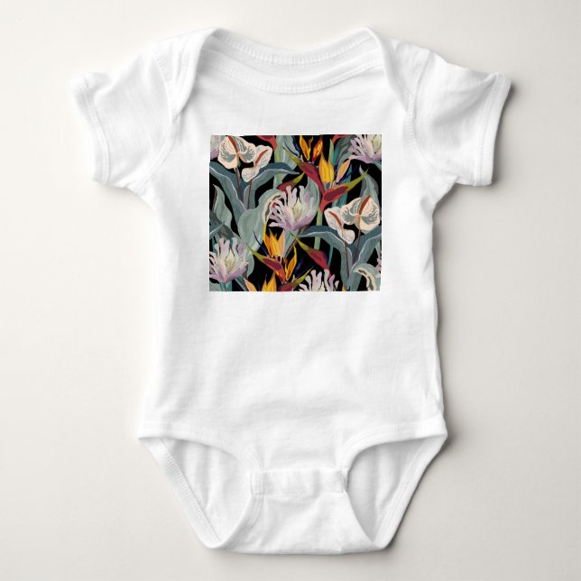Anthurium Strelitzia: Tropical Vintage Splendor. T Shirt (Framsida)