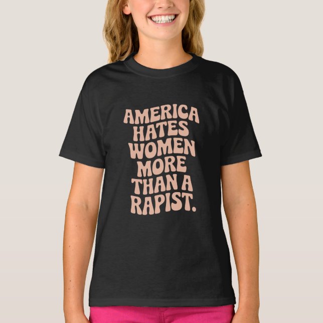 Anti-Trump Anti MAGA Protest Feminist Activist T Shirt (Framsida)