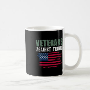 Anti Trump-tröjor - Veteraner mot Donald Trump Kaffemugg