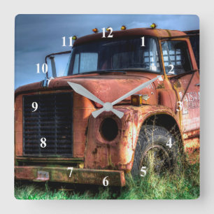Antik röd internationell pickup lastbil fyrkantig klocka