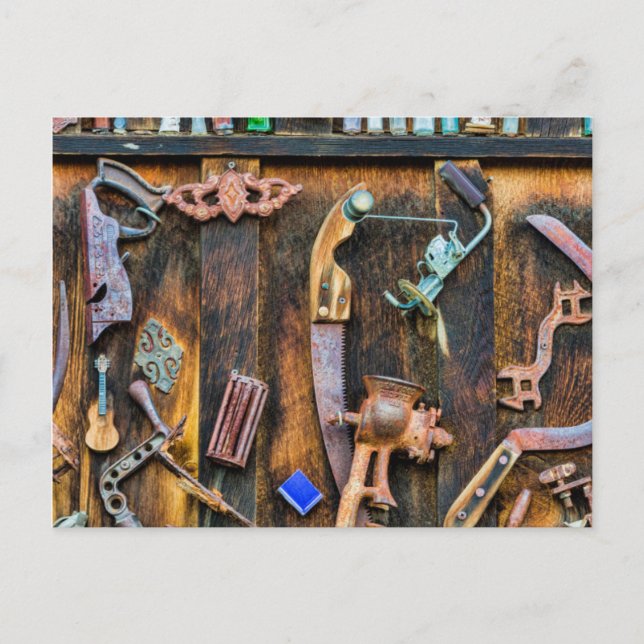 Antik samling på väggen vykort (Framsida)