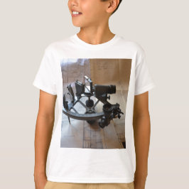 Antik Sextant Tee