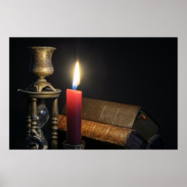 Antika böcker och timglas på mörk bakgrund poster (Framsidan)
