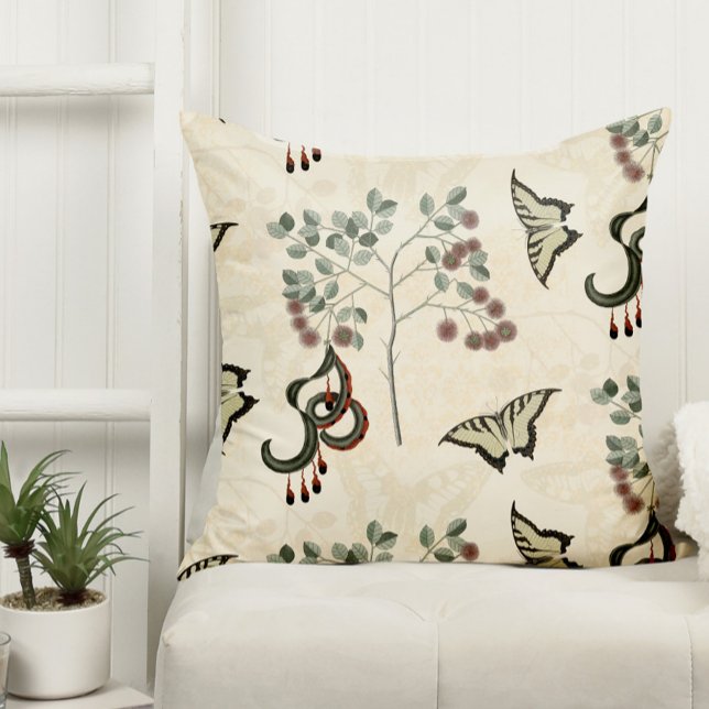 Antika botaniska fjärilar och kattklösa akacior kudde (Skapare uppladdad)