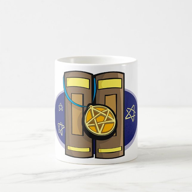 Antika stentavlor med pentagramamulett kaffemugg (Skapare uppladdad)
