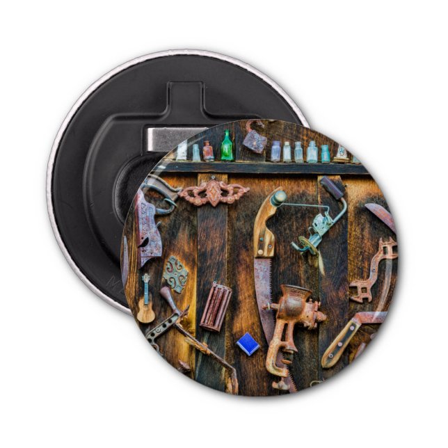 Antikalsamling på väggen flasköppnare (Framsidan)