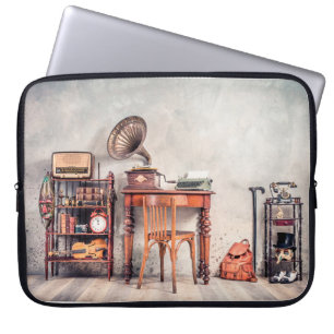 Antikstol, gammal skrivmaskin, radiokanal, gramop laptop fodral