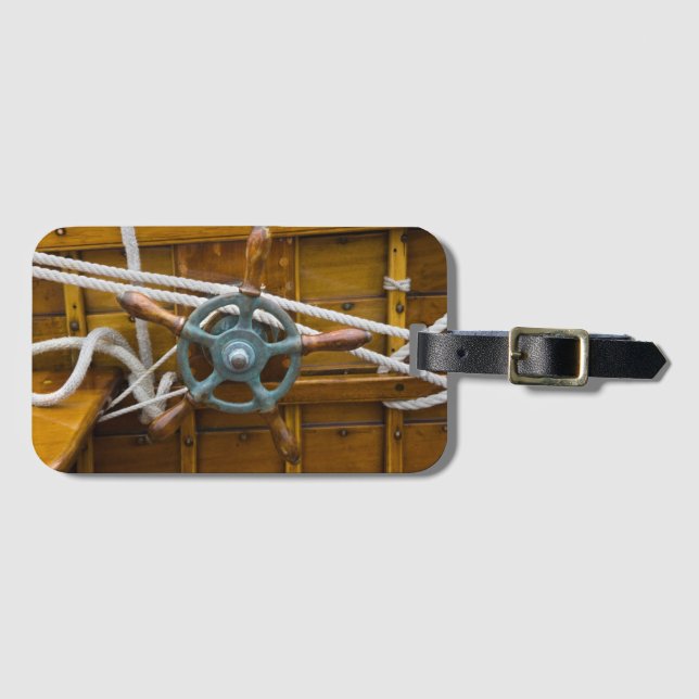 Antikt träfartyg bagagebricka (Framsida horisontal)