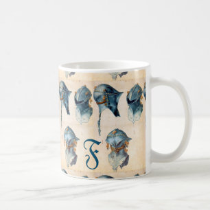 ANTIQUE ARMORS/TRE STUDIER AV HELMET MONOGRAM KAFFEMUGG