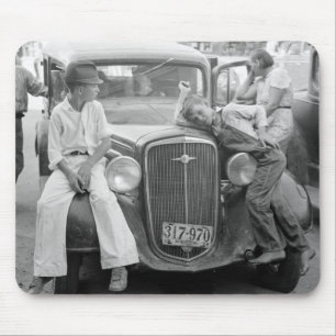 Antique Car, Underbar Depression Family, 1930-tale Musmatta