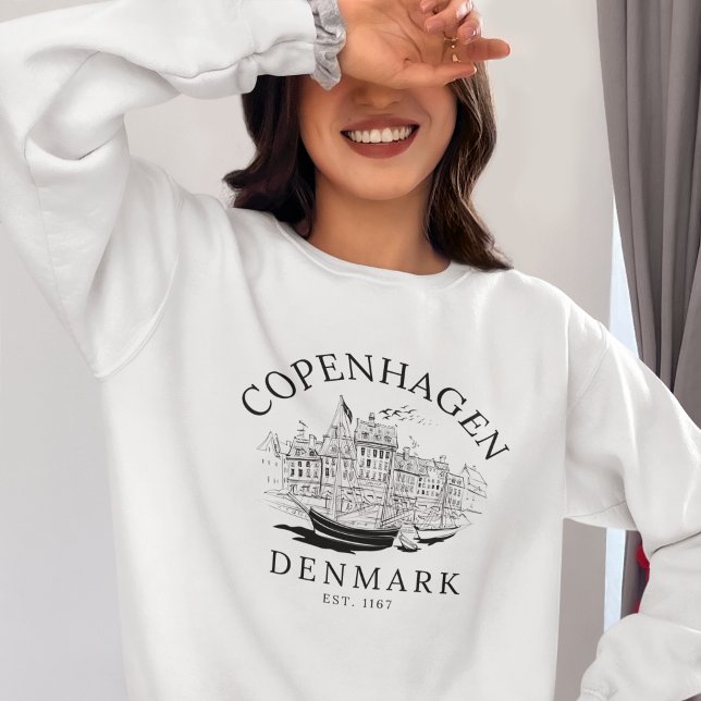 Antique Copenhagen Denmark Scenery T Shirt (Skapare uppladdad)
