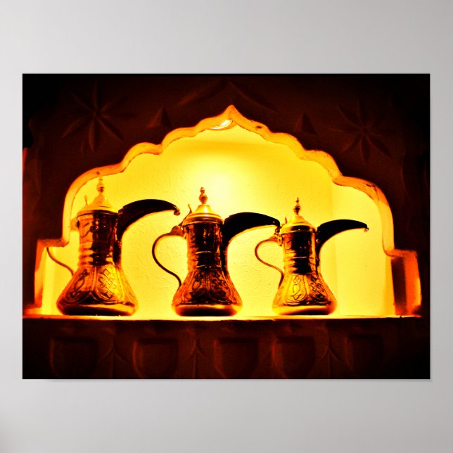 Antique Decanters Poster (Framsidan)