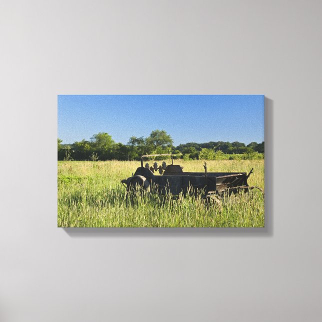 Antique Farm Wagon Canvastryck (Framsida)