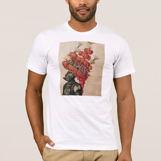 ANTIQUE KNIGHT HELMET, DRAGONER OCH RÖDA FJÄDRAR T-SHIRT (Framsida)