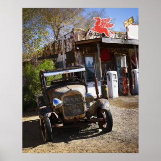 Antique lastbil i butiken i Amerika Poster