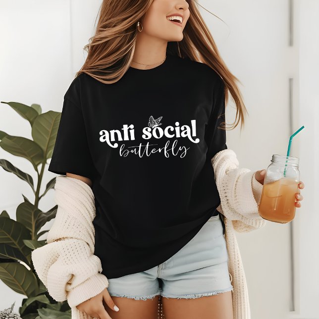 AntiSocial Butterfly Modern Typography Introvert T Shirt (Skapare uppladdad)