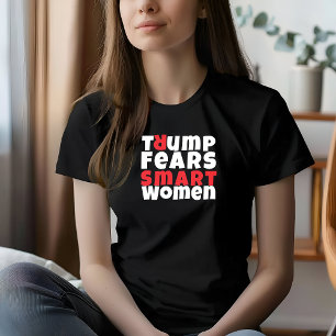 Antitrumpens feministiska protestslogan röd svart t shirt