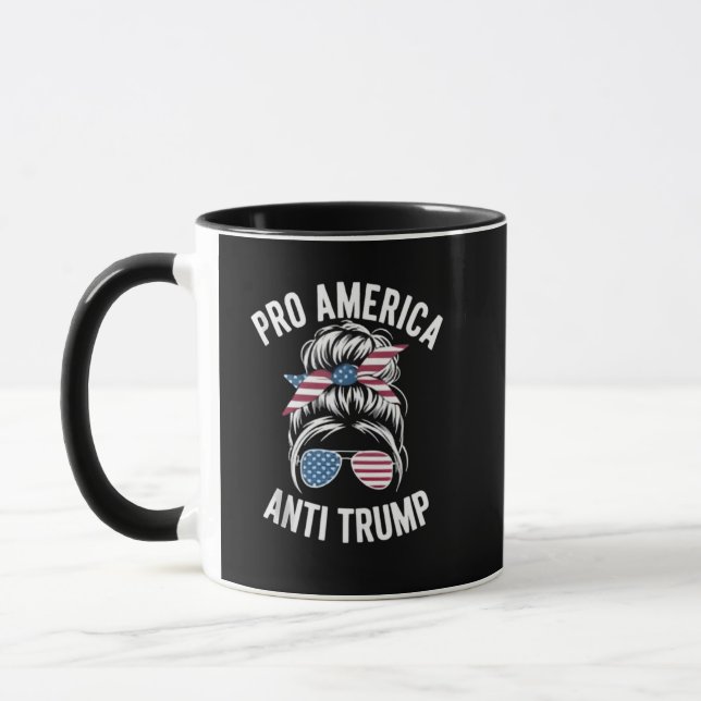 Antitrumpursen mot Amerika USA flagga Resistent Mugg (Vänster)