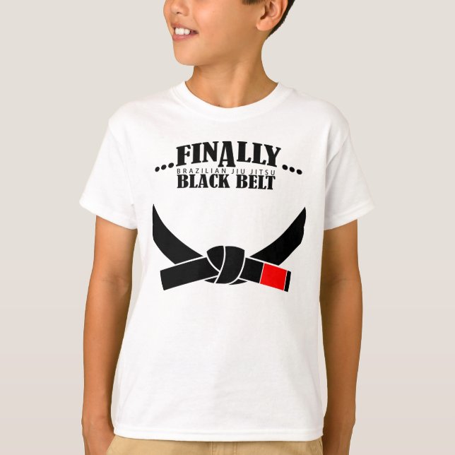 Äntligen en BJJ Black Bälte! Tee Shirt (Framsida)