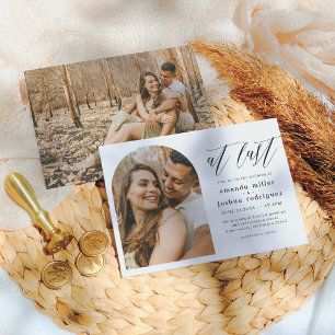 Äntligen Enkel Elegant Boho Arch Photo Bröllop Inbjudningar