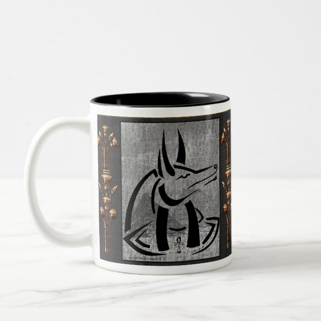 Anubis Mugg (Vänster)