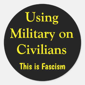 Använda militär mot civila runt klistermärke