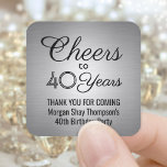 ANY Birthday Cheers Elegant Black Silver Faux Foil Fyrkantigt Klistermärke<br><div class="desc">Tillsätt en personlig som avslutar beröring till födelsedagsfest tackkort eller favörer med anpassningsbar svart och silver-klistermärken/kuvertförseglingar. All text är enkel att anpassa eller ta bort. Den här mallen har skapats för en 40-årsdag, men kan enkelt ändras till ett annat år eller en annan händelse, till exempel en årsdag. Utformningen har...</div>