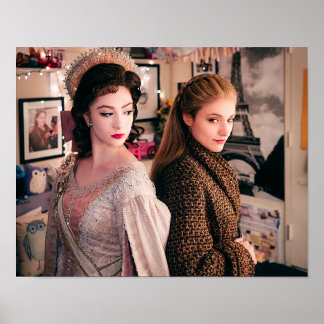 Anya och Olga Poster (Framsidan)