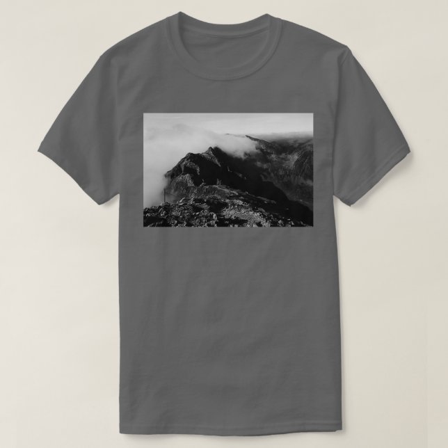 Aonach Eagach Ridge T Shirt (Design framsida)