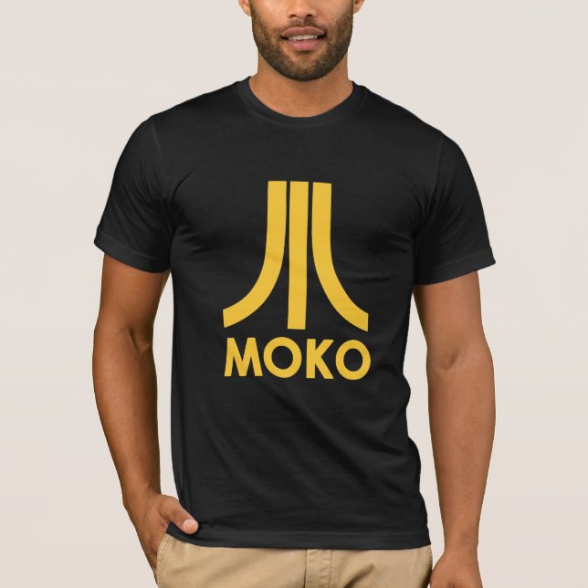 Aotearoa - Moko Tee (Framsida)