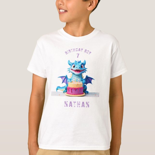 *~* AP88 Baby Dragon Valfri Födelsedagsfest T Shirt (Framsida)