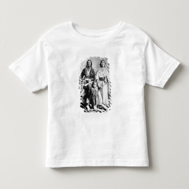 Apache högsta Antonio Maria med hans familj, 1897 T-shirt (Framsida)
