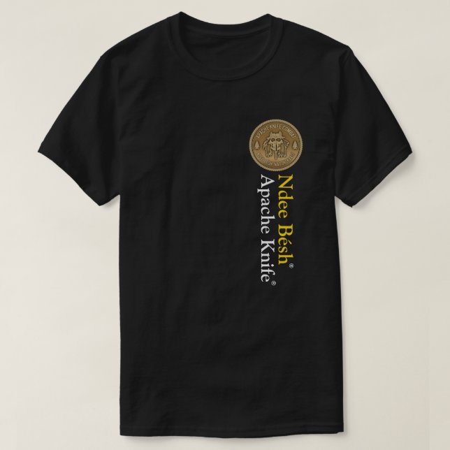 Apache Knivar®™ 🇺 Apache Knivar® Ndee Besh T-Shir T Shirt (Design framsida)