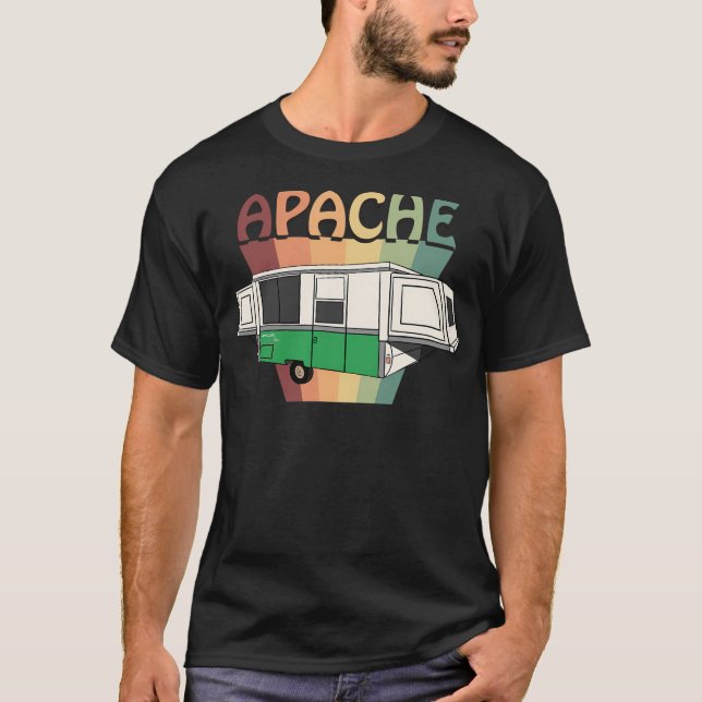 Apache Royal Pop Up Camper 1975 T Shirt (Framsida)
