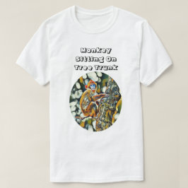 Apasitta på trädstammen t shirt