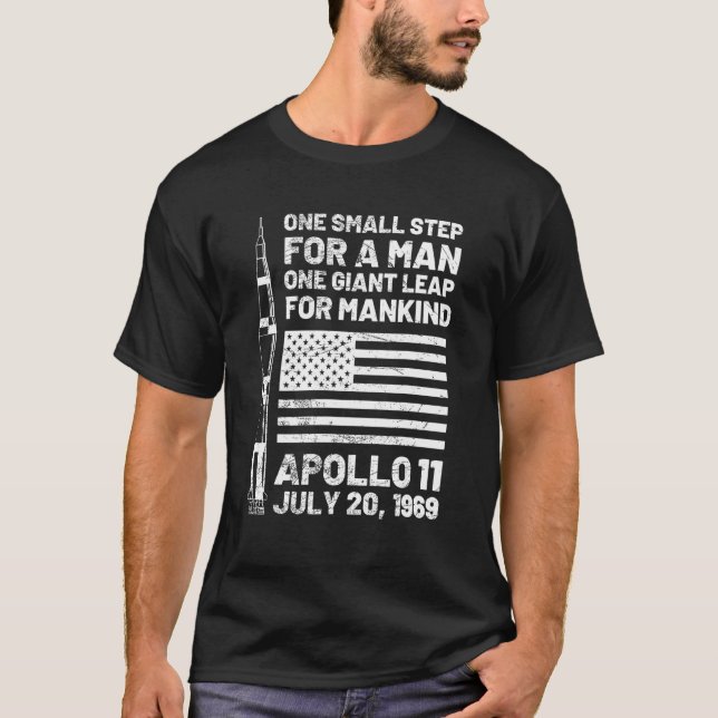 Apollo 11 Måne landning 1969 Saturn V Rocket Space T Shirt (Framsida)