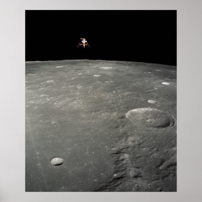 Apollo 12 Lunar Module ovanför Måne Poster (Framsidan)