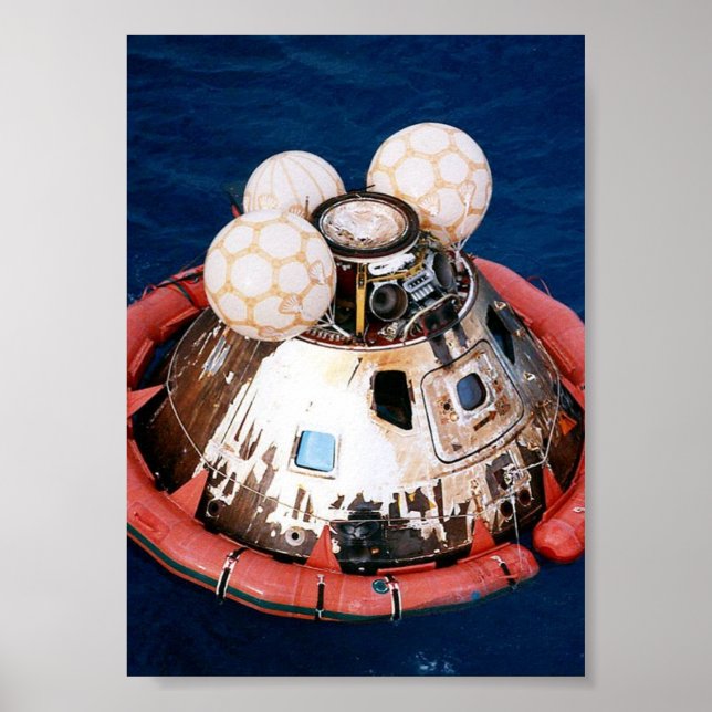 Apollo 13 Command Module efter plashdown Poster (Framsidan)